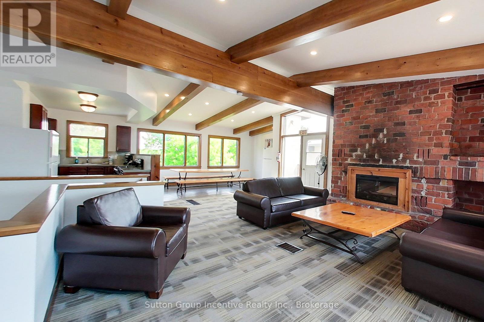151 TYROLEAN LANE - 2