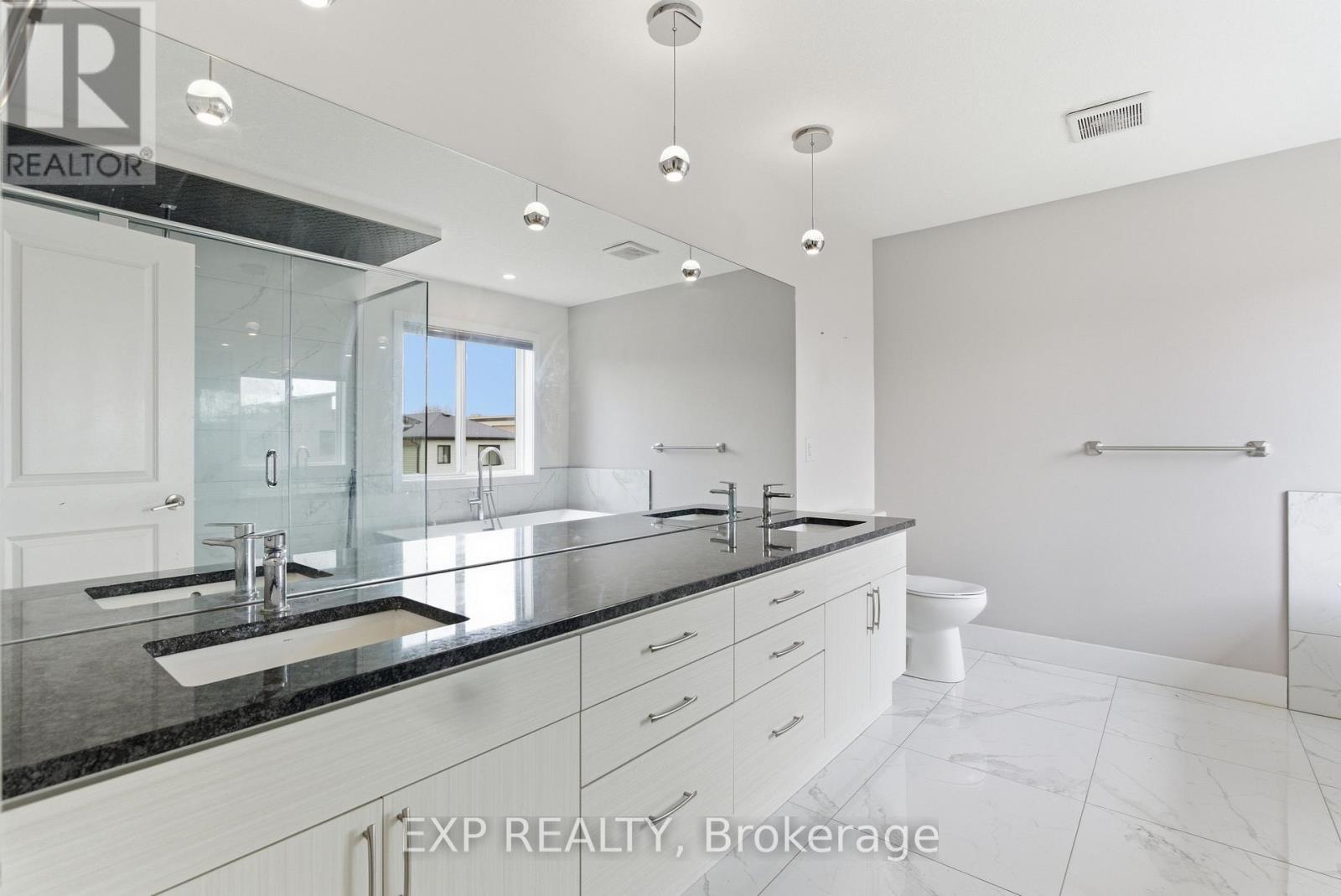 2255 CONSTANCE AVENUE - 13