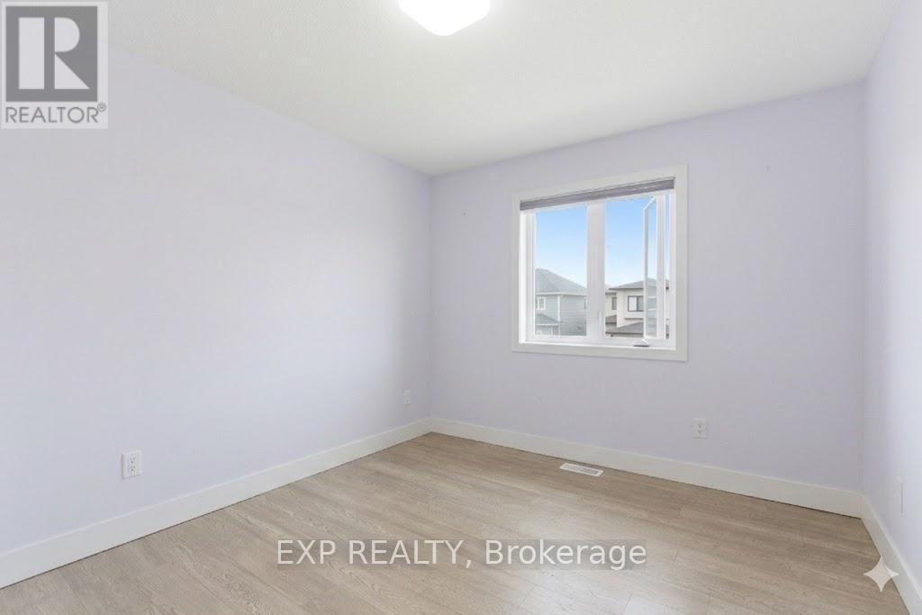 2255 CONSTANCE AVENUE - 24