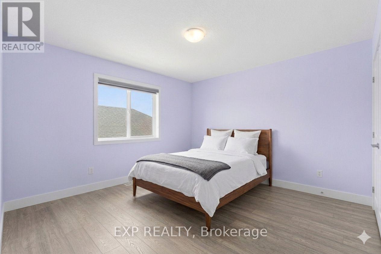 2255 CONSTANCE AVENUE - 26