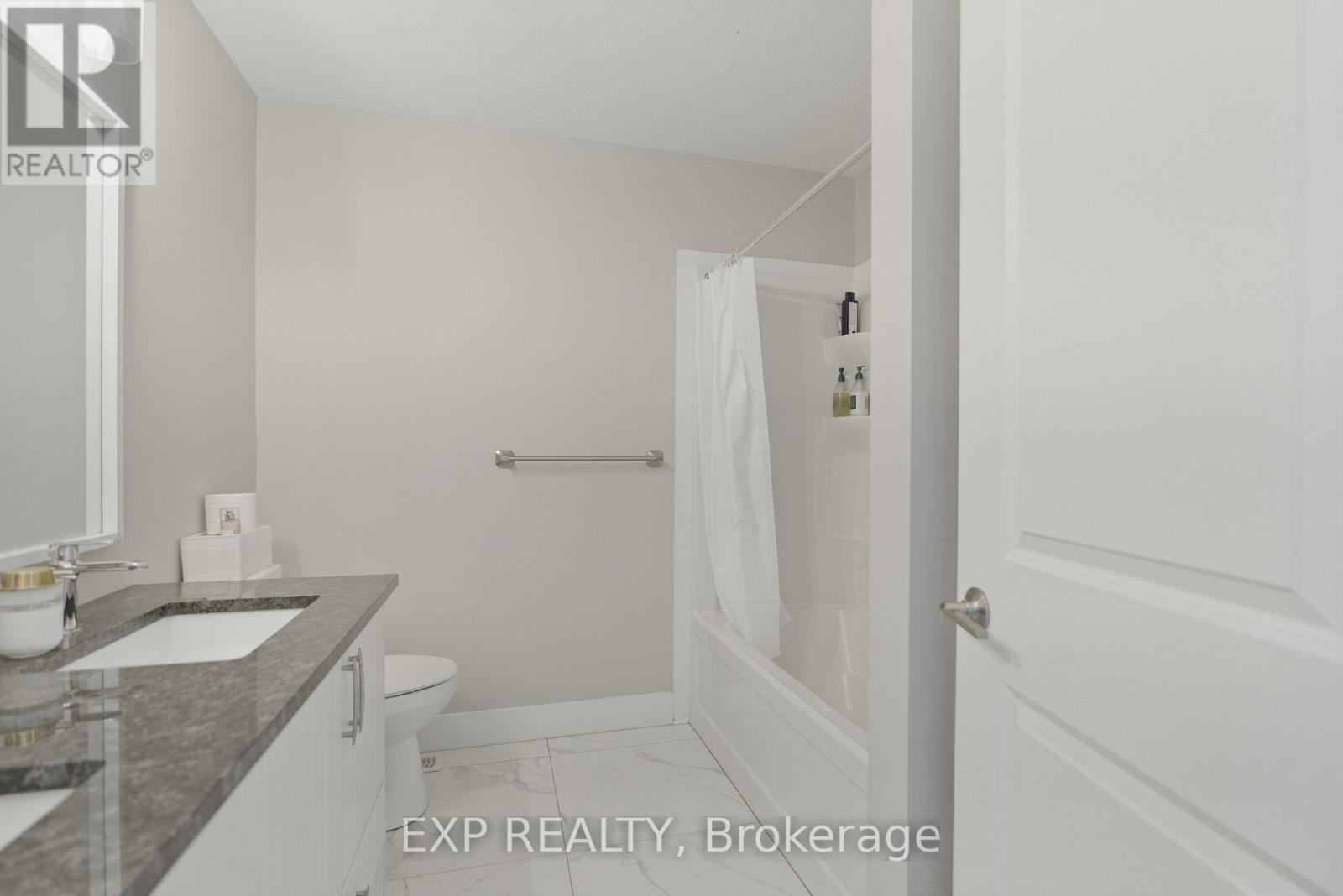 2255 CONSTANCE AVENUE - 16