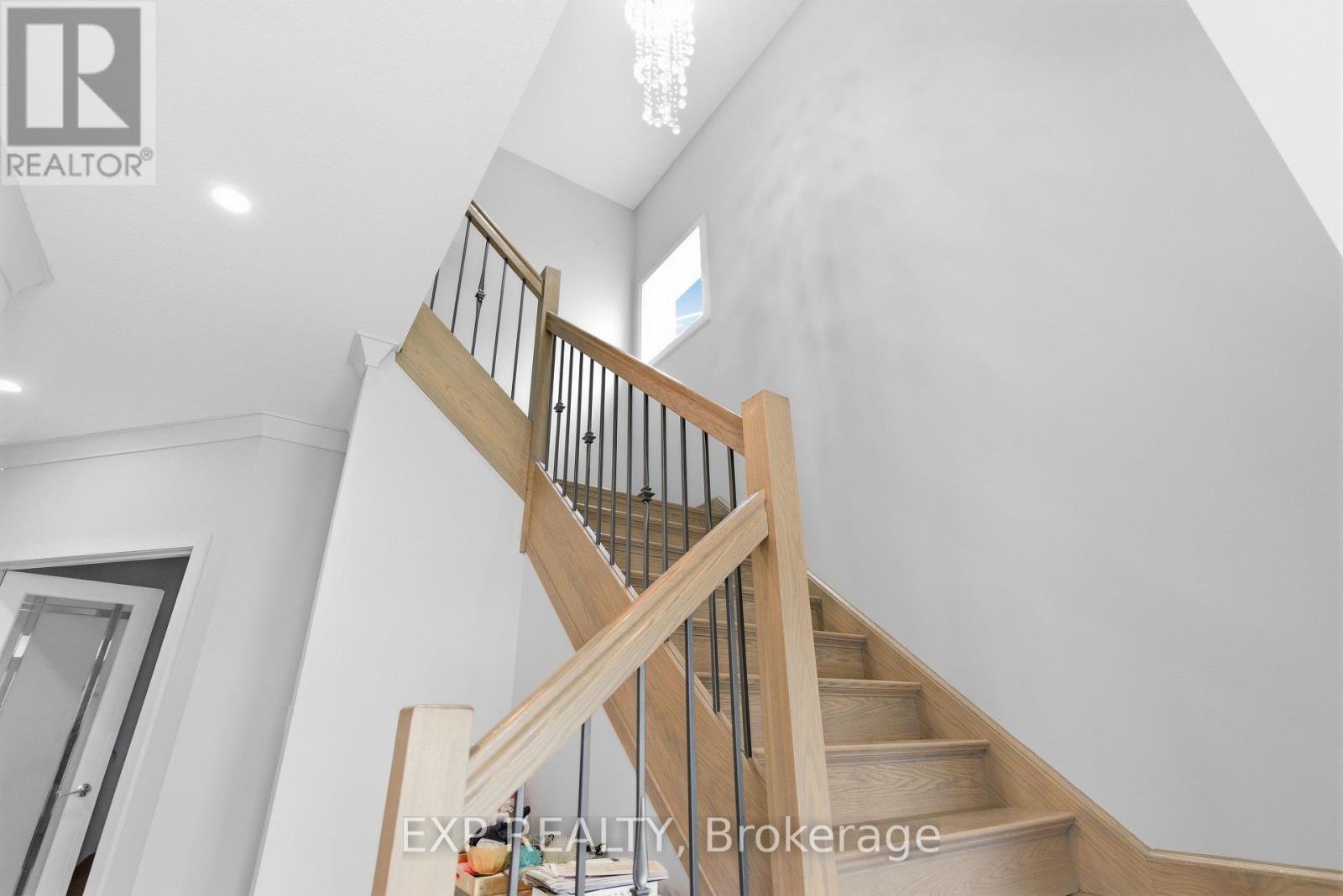 2255 CONSTANCE AVENUE - 12