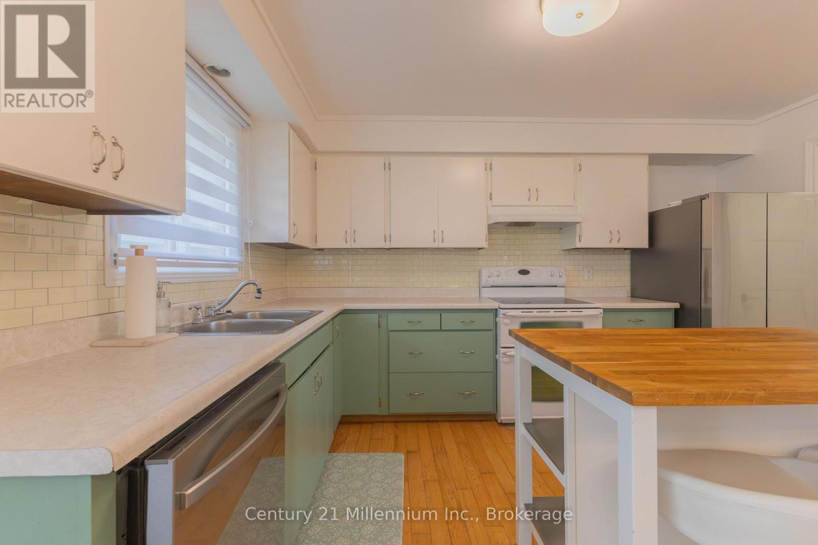 101 ALBERT STREET - 16