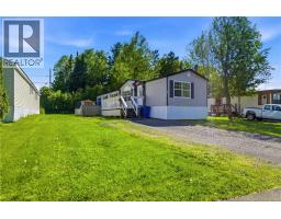 21 Leslee Drive
