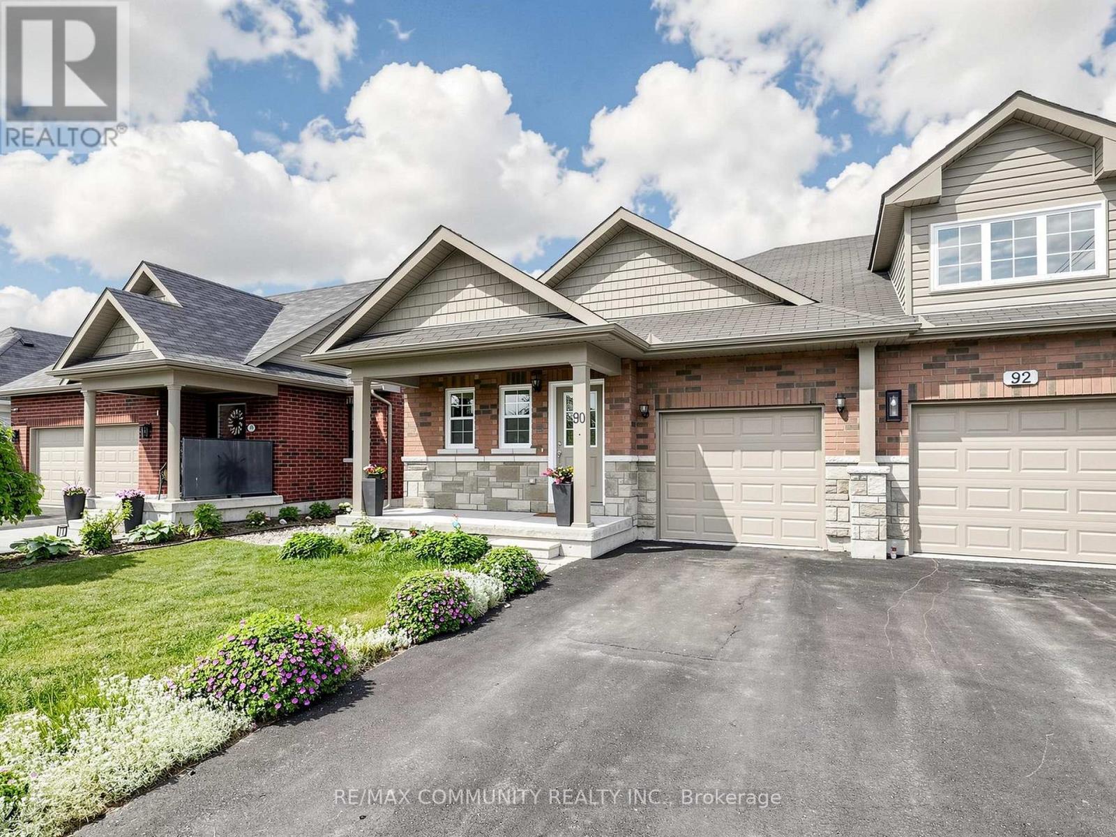 90 CORTLAND WAY - 4