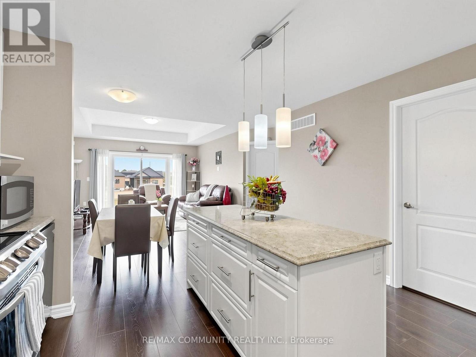 90 CORTLAND WAY - 19