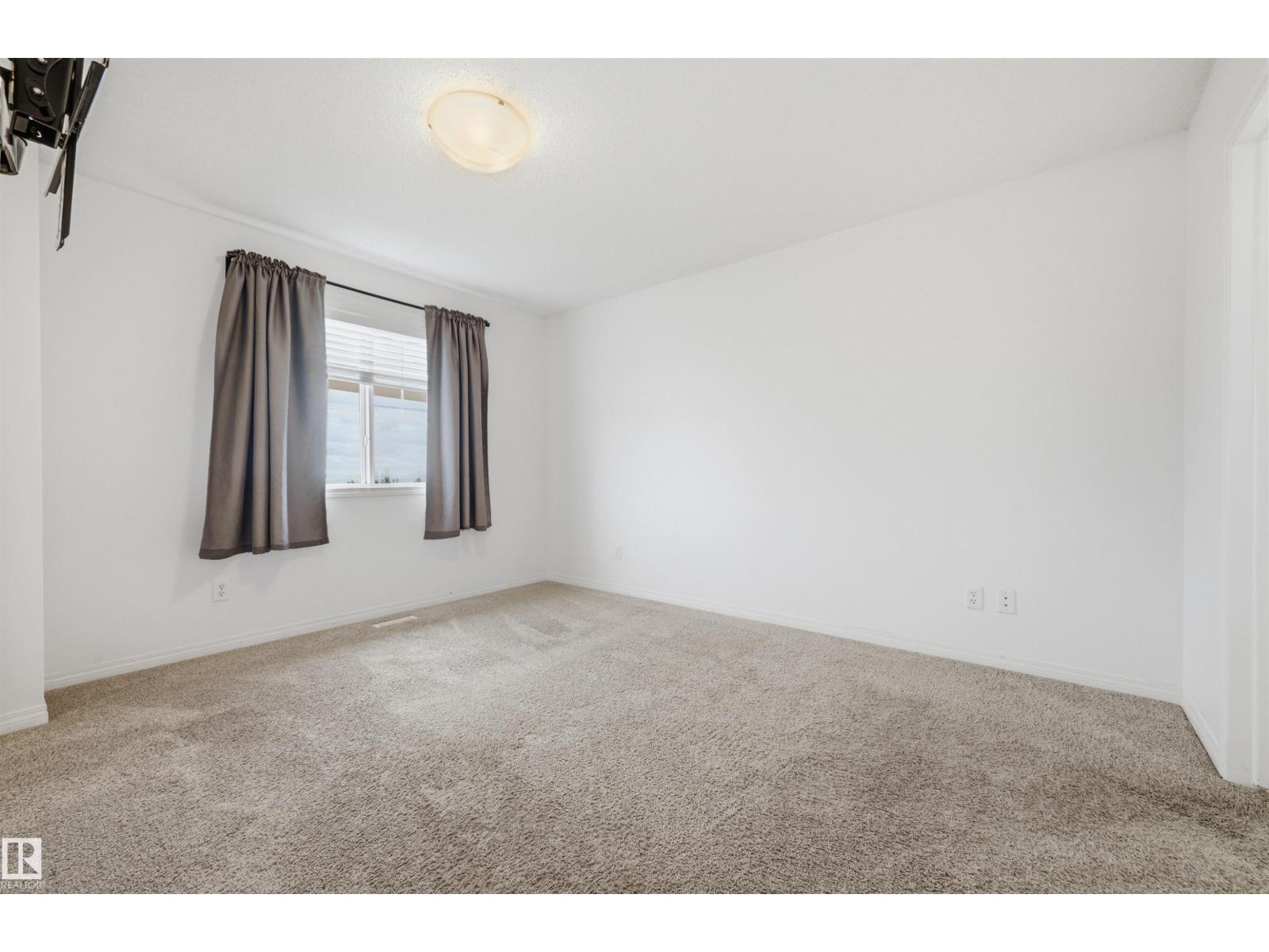#61 2051 TOWNE CENTRE BV NW - 17