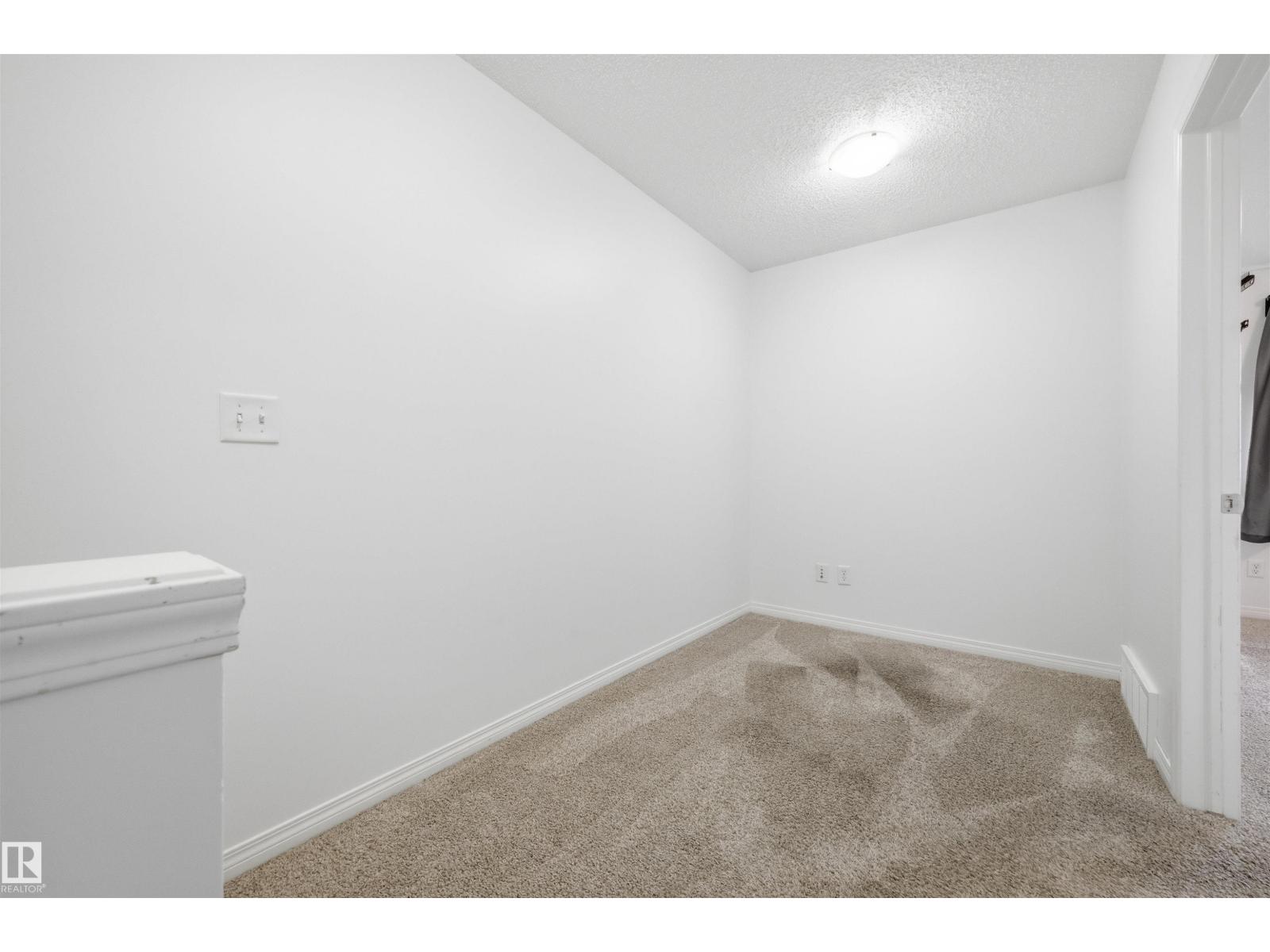 #61 2051 TOWNE CENTRE BV NW - 15
