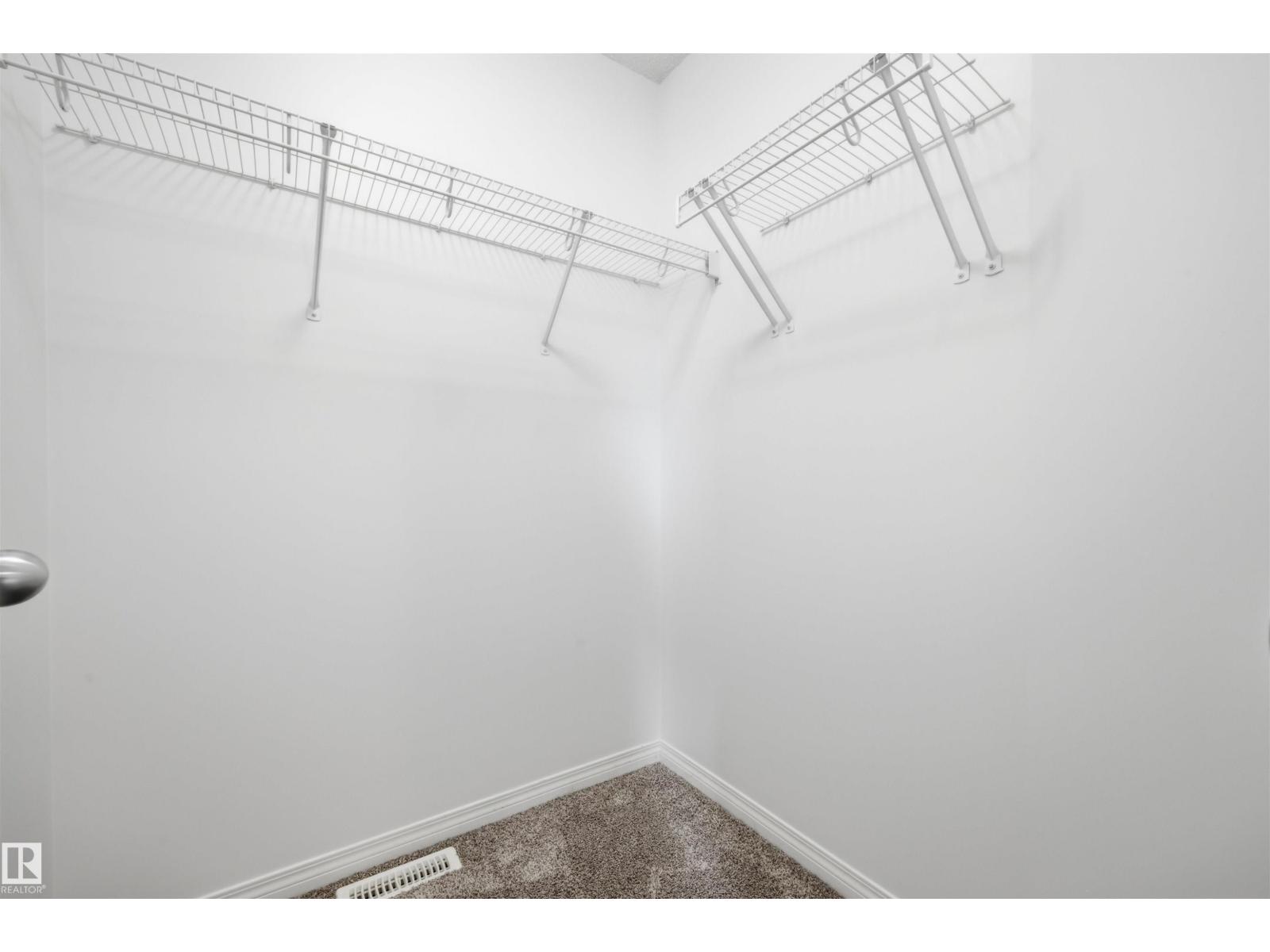 #61 2051 TOWNE CENTRE BV NW - 23