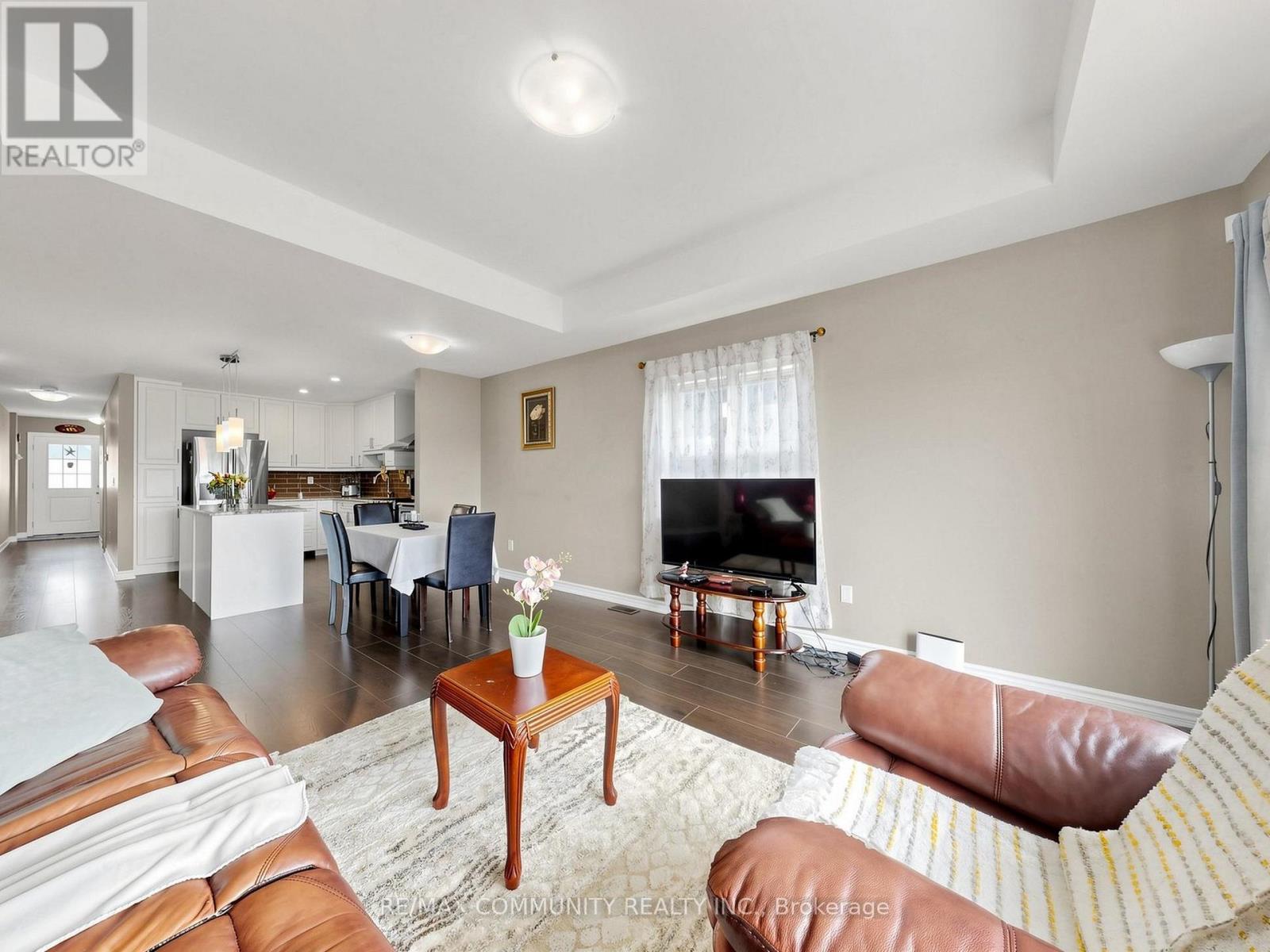 90 CORTLAND WAY - 13