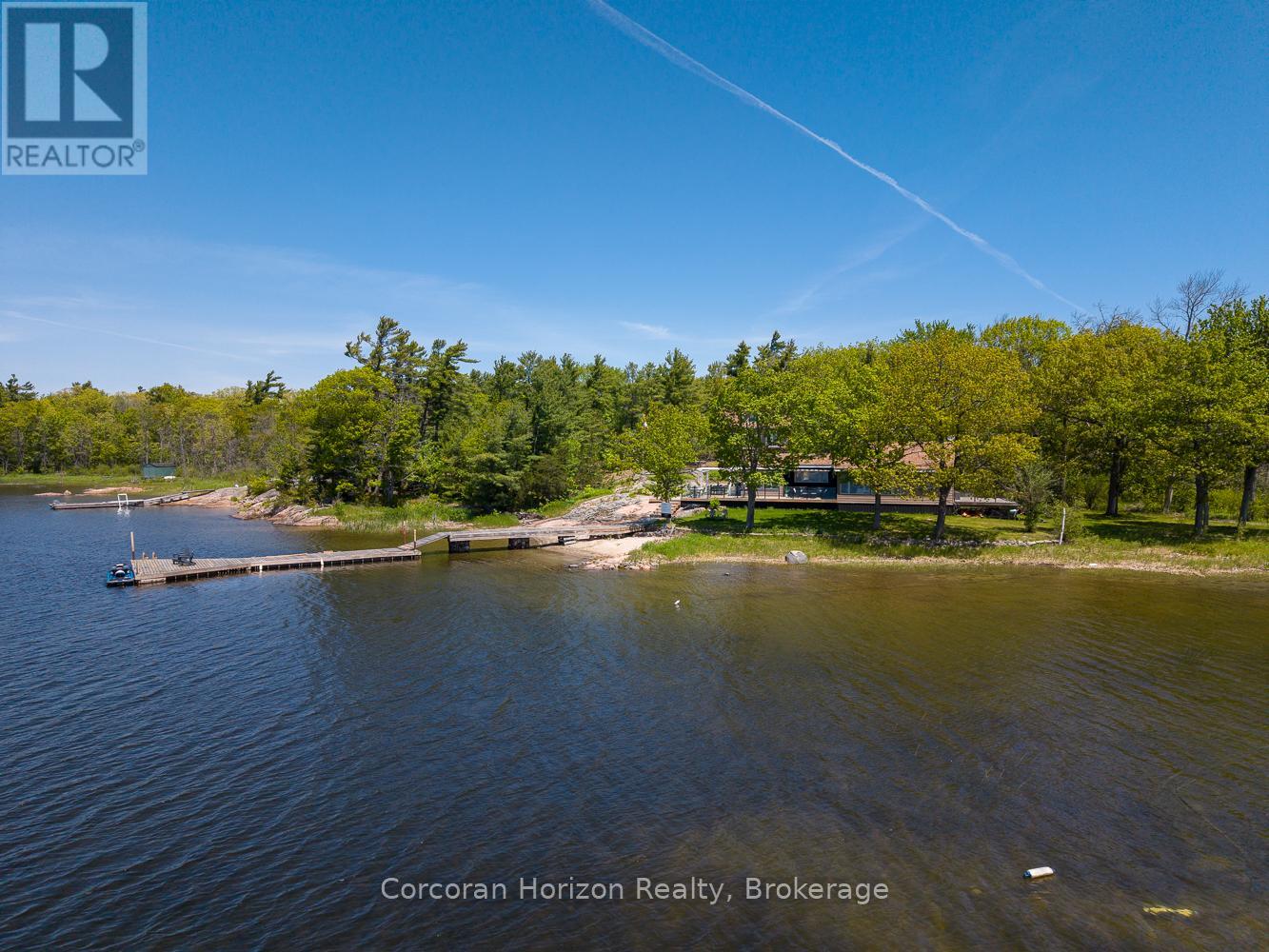 4476 ISLAND 1040/LITTLE BEAUSOLEIL ISLAND - 3