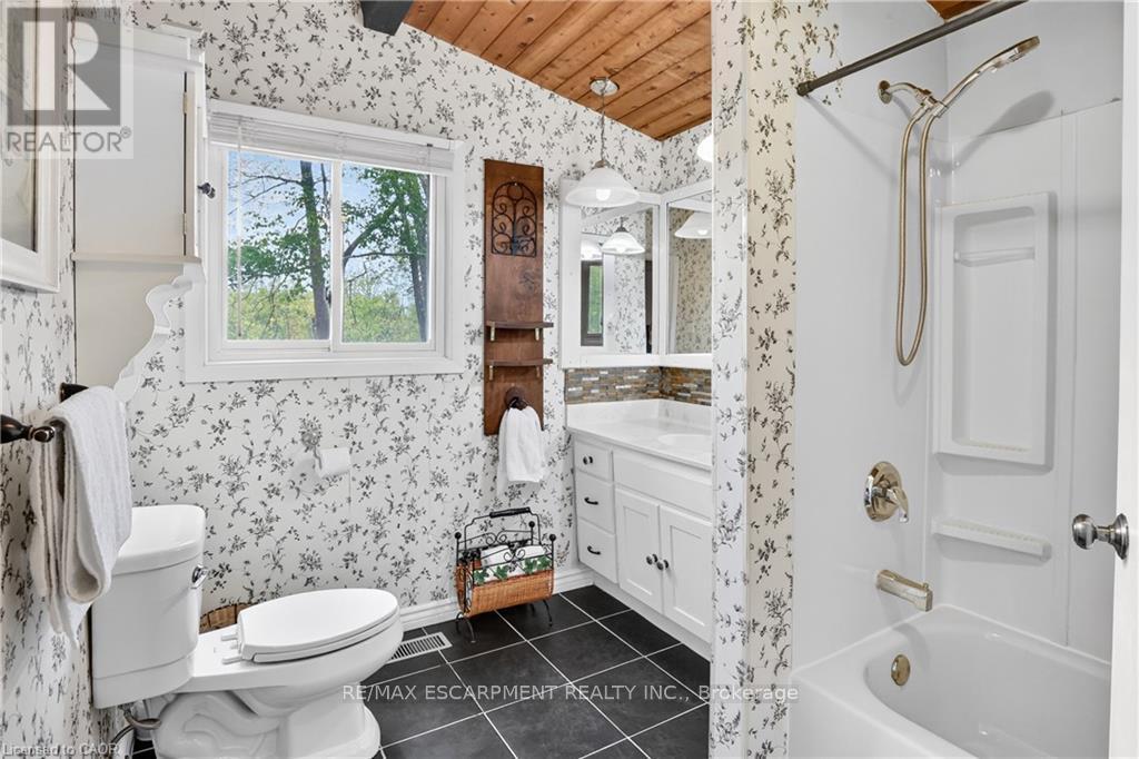 124 MUMBY ROAD - 23