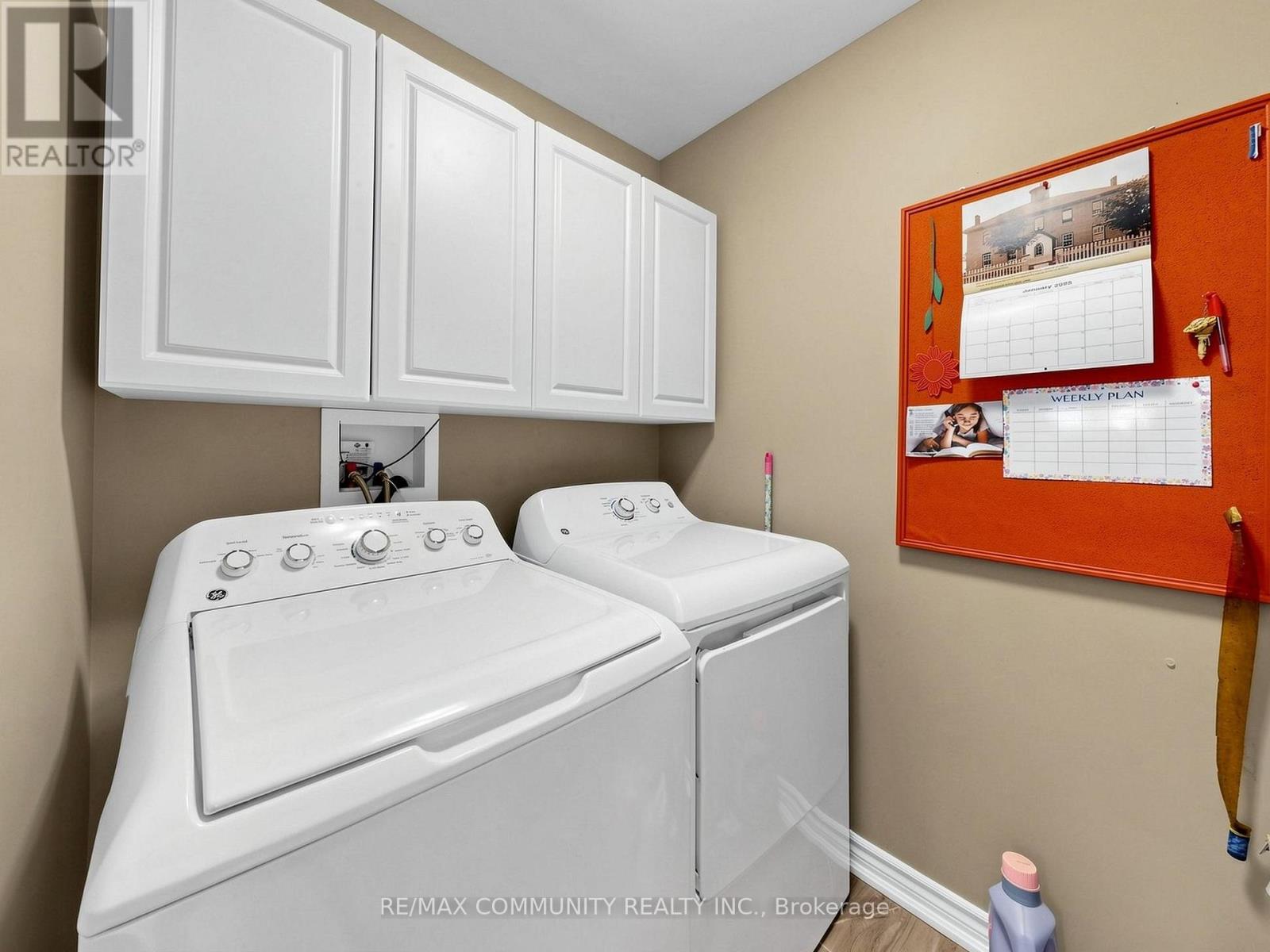 90 CORTLAND WAY - 29