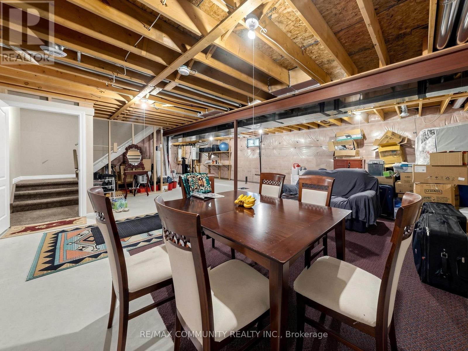 90 CORTLAND WAY - 37