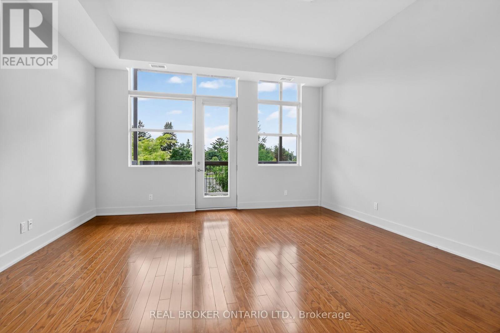 #207 345 ST DENIS STREET - 10