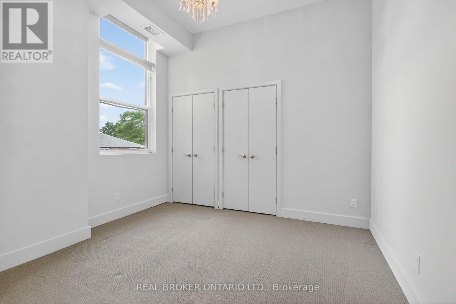 #207 345 ST DENIS STREET - 12