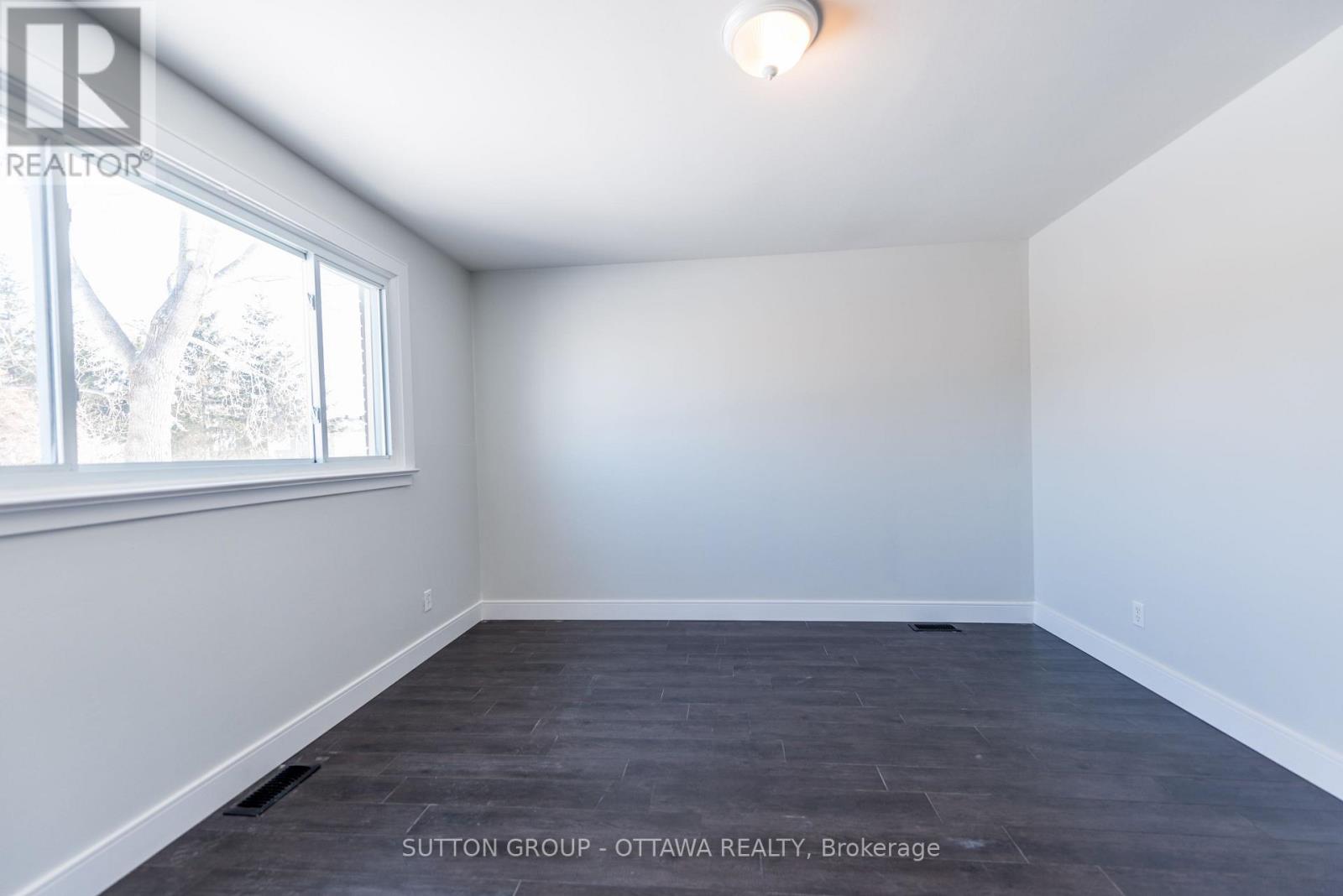 2 – 2419 PAGE ROAD, Ottawa. Luxury613. By Peter Sagos - Image 19