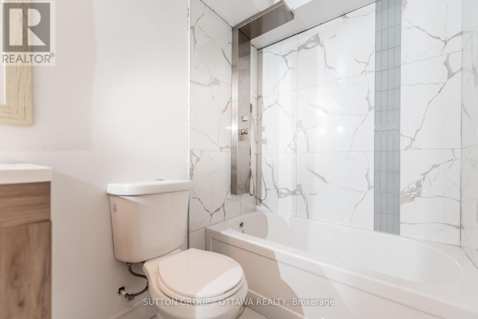2 – 2419 PAGE ROAD, Ottawa. Luxury613. By Peter Sagos - Image 30
