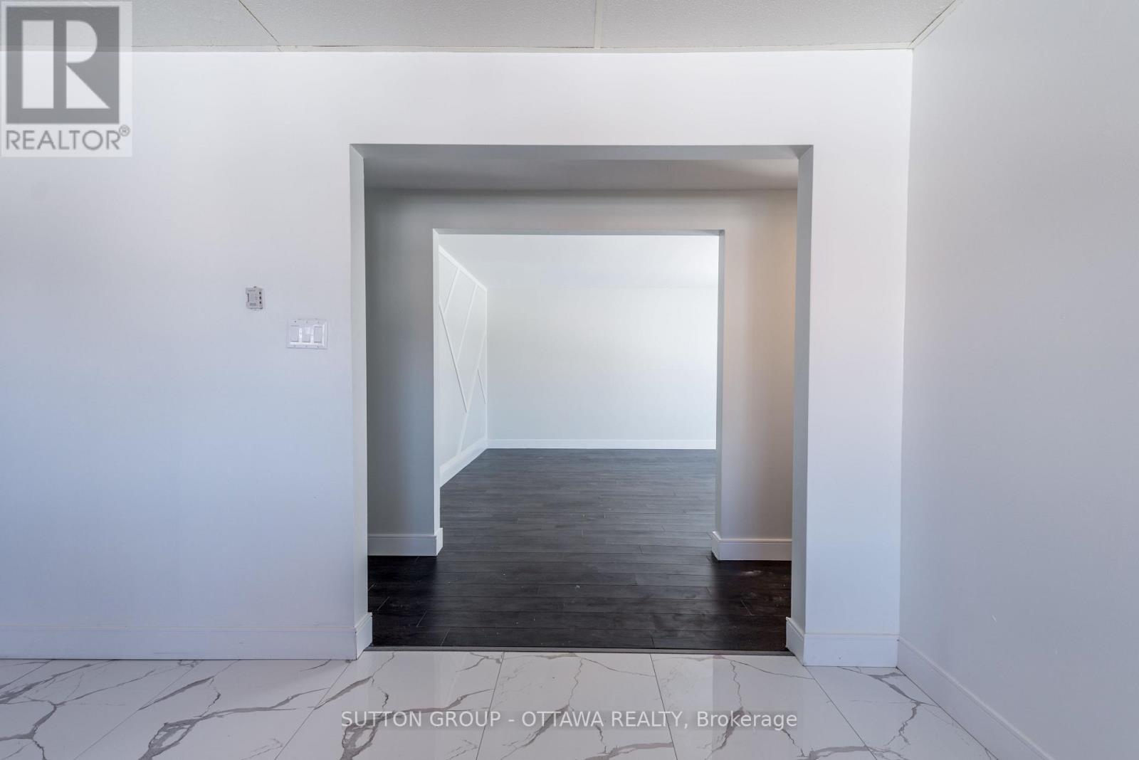 2 – 2419 PAGE ROAD, Ottawa. Luxury613. By Peter Sagos - Image 34