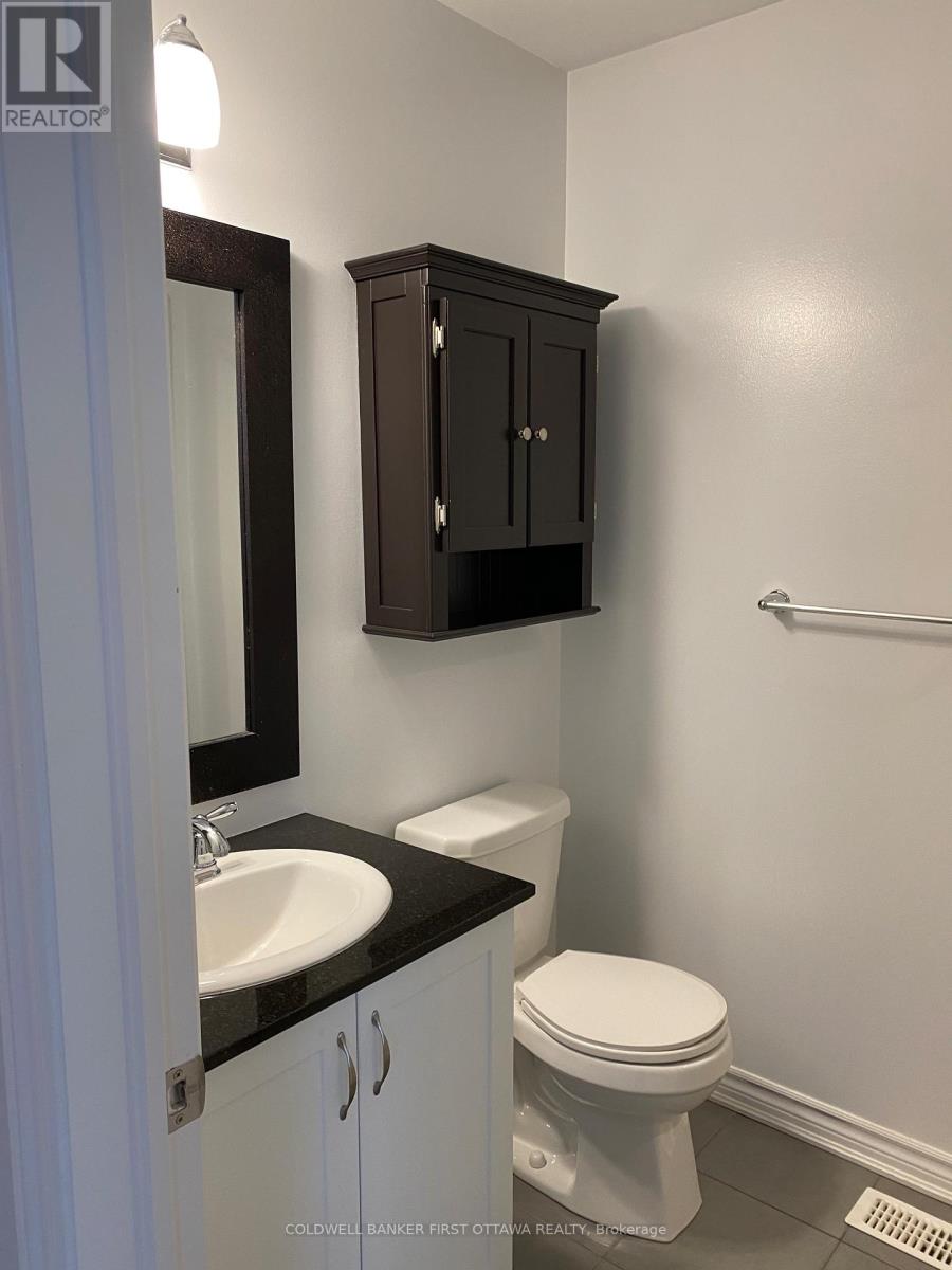 793 MAYFLY CRESCENT - 22