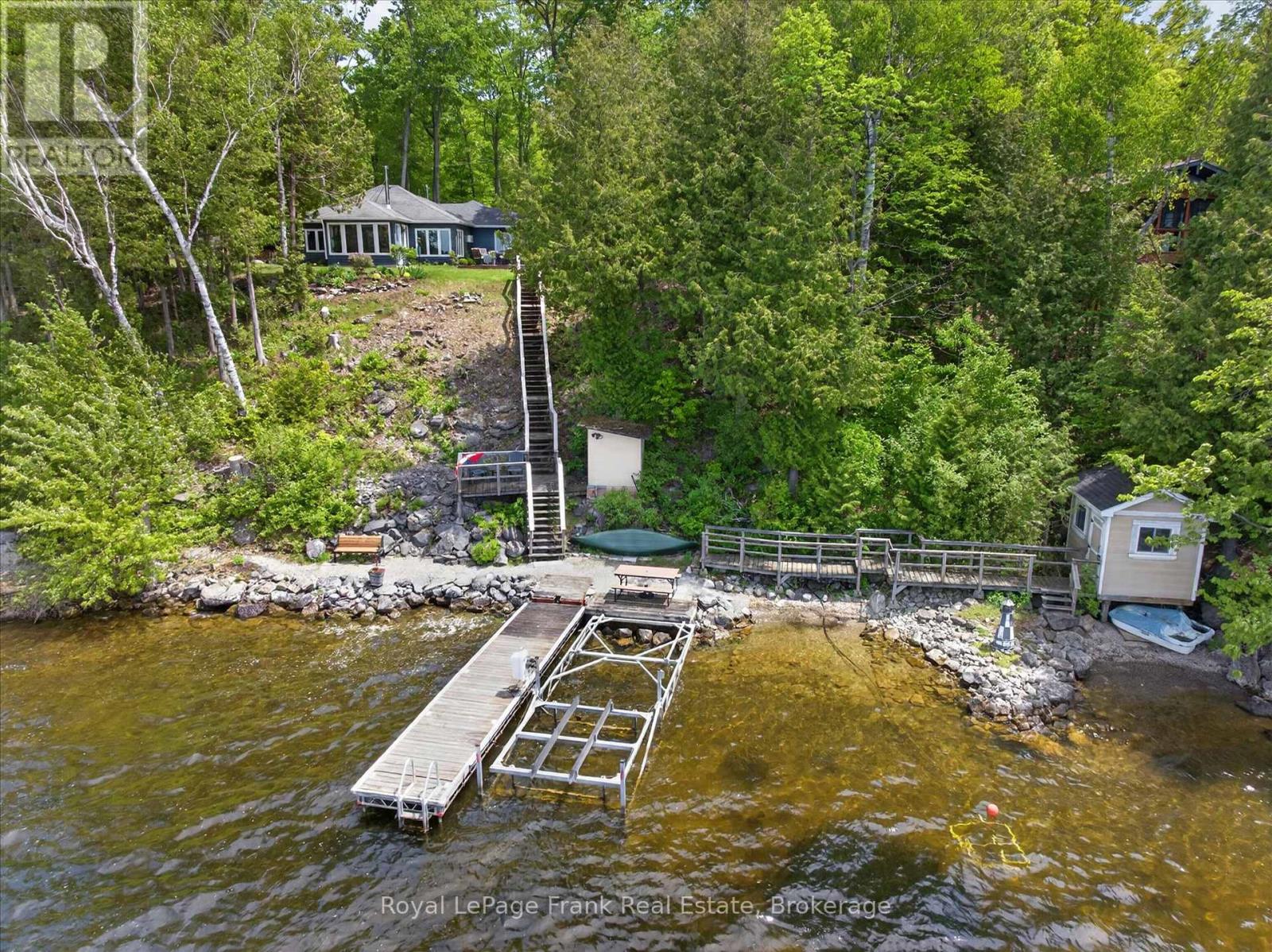 944 BIRCHCLIFF DRIVE - 3