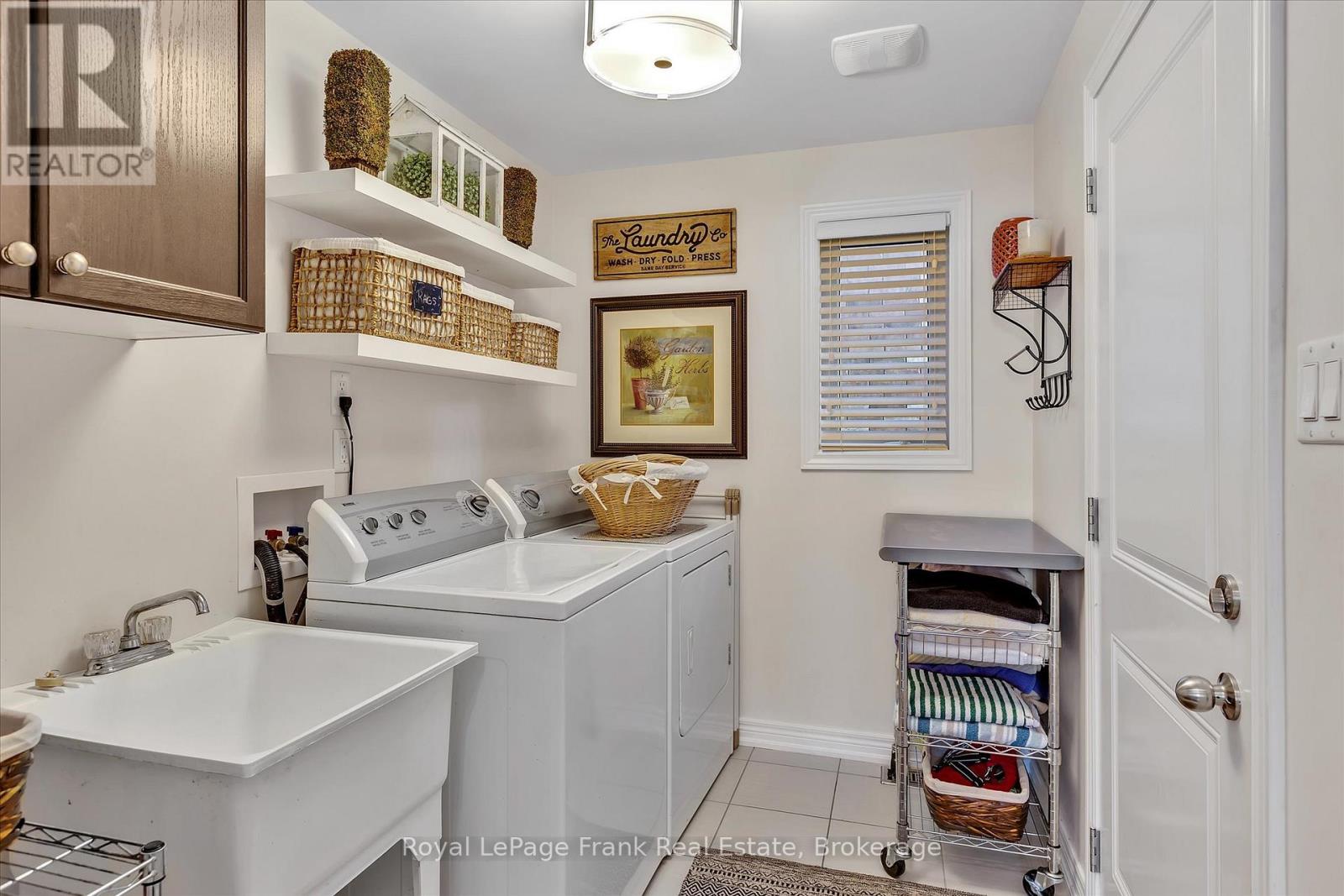 2 RICHARD EASON COURT - 16