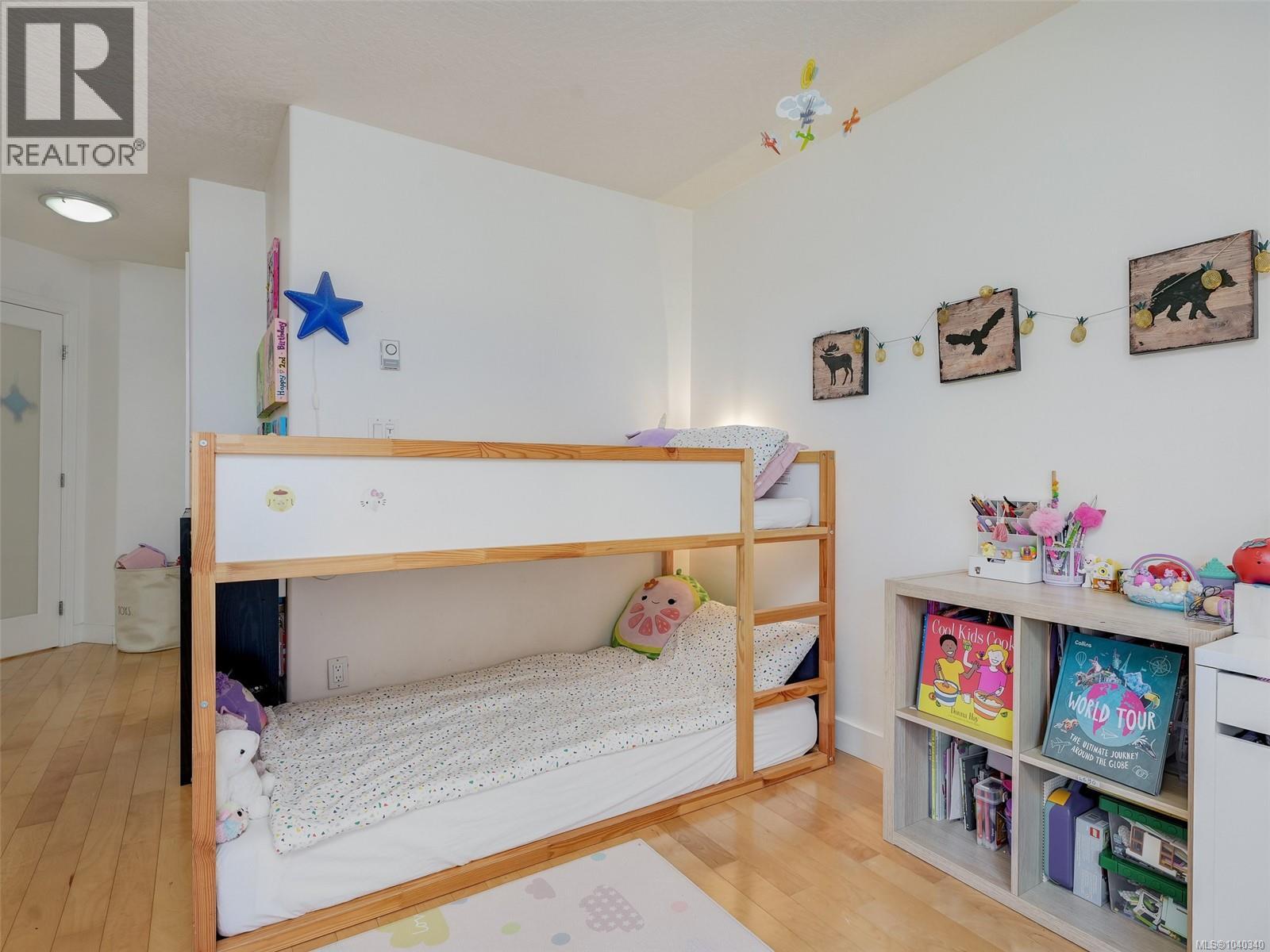 #202 320 Menzies St - 15