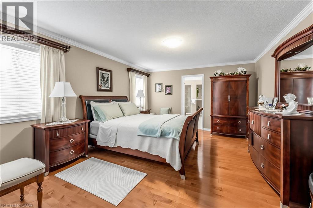 1098 HEPBURN Road - 16