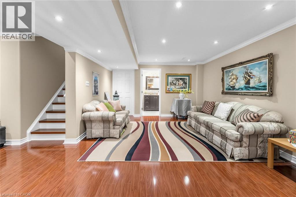 1098 HEPBURN Road - 26