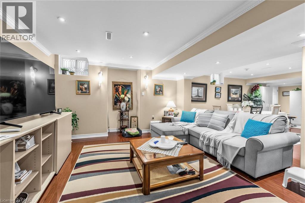 1098 HEPBURN Road - 28