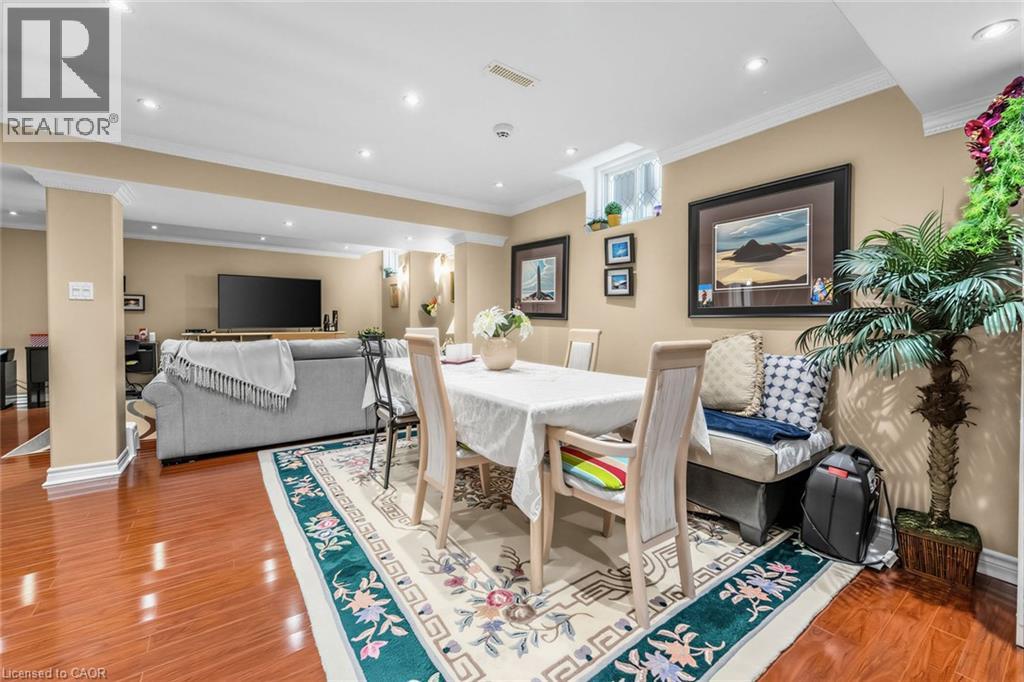 1098 HEPBURN Road - 31