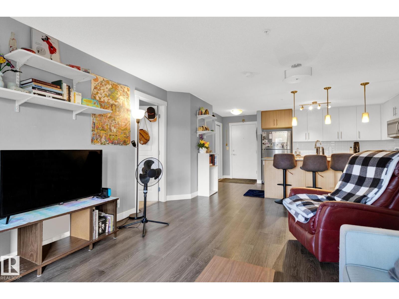 #305 3670 139 AV NW - 10