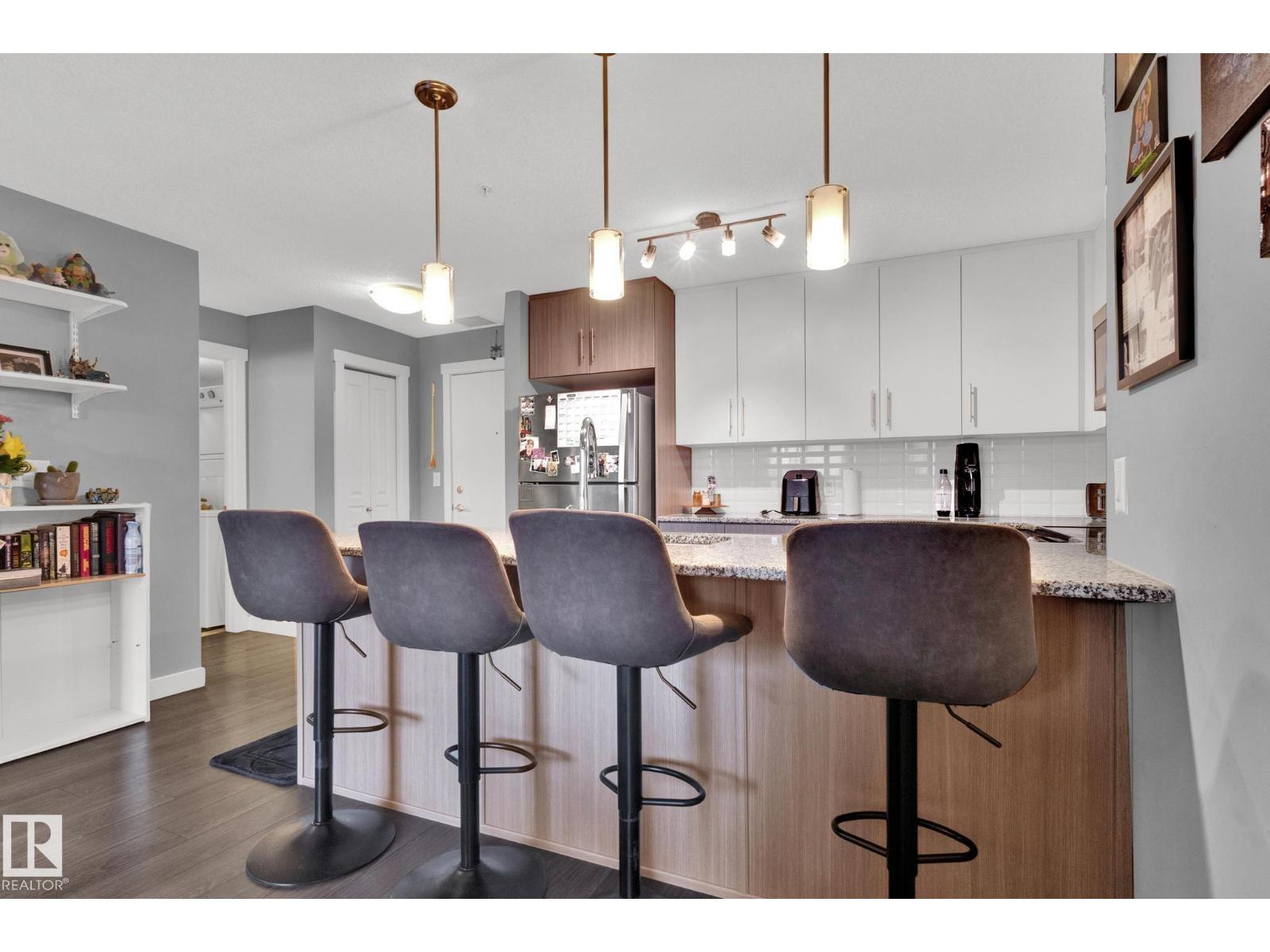 #305 3670 139 AV NW - 9