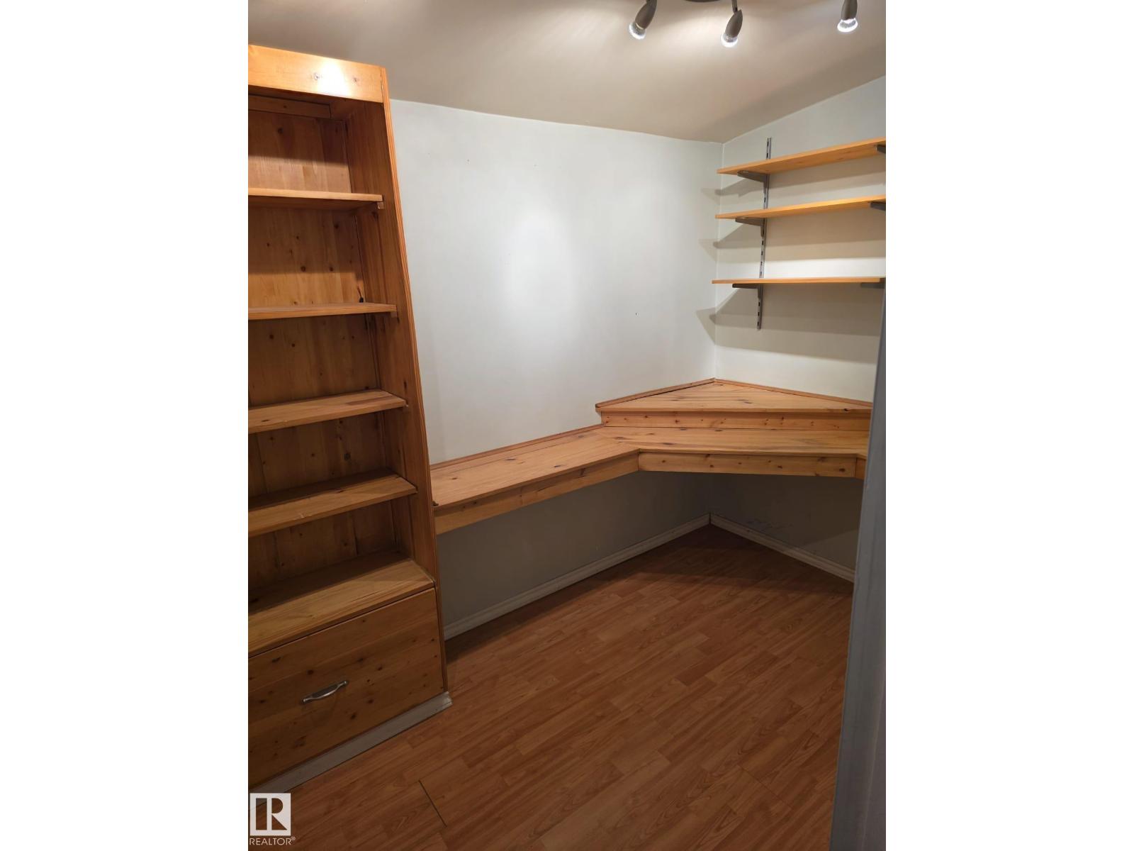#35 10331 106 ST NW — photo 12