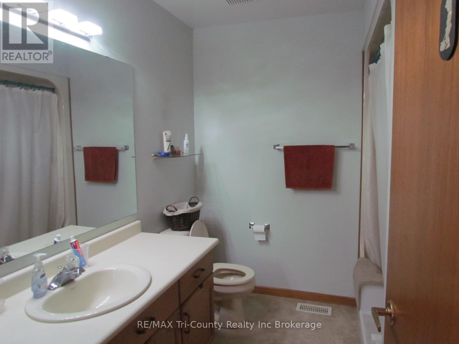 29 BECKETT BOULEVARD - 10