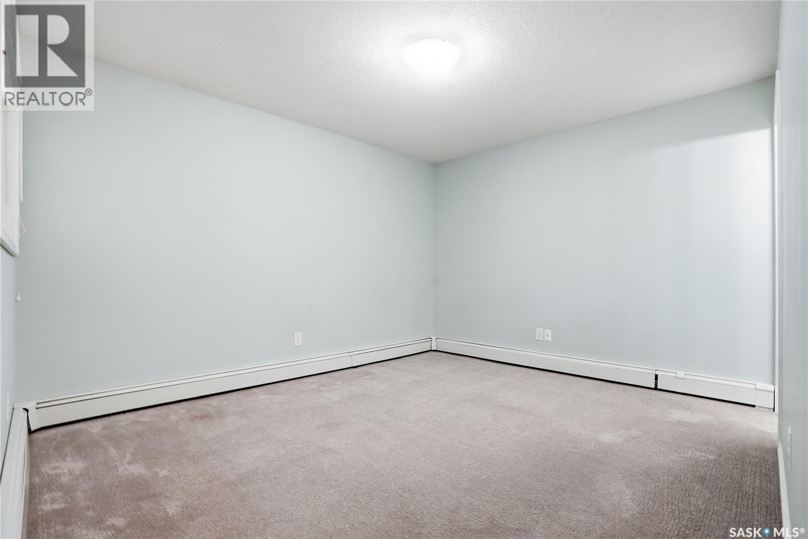 308F 1121 McKercher DRIVE — photo 19