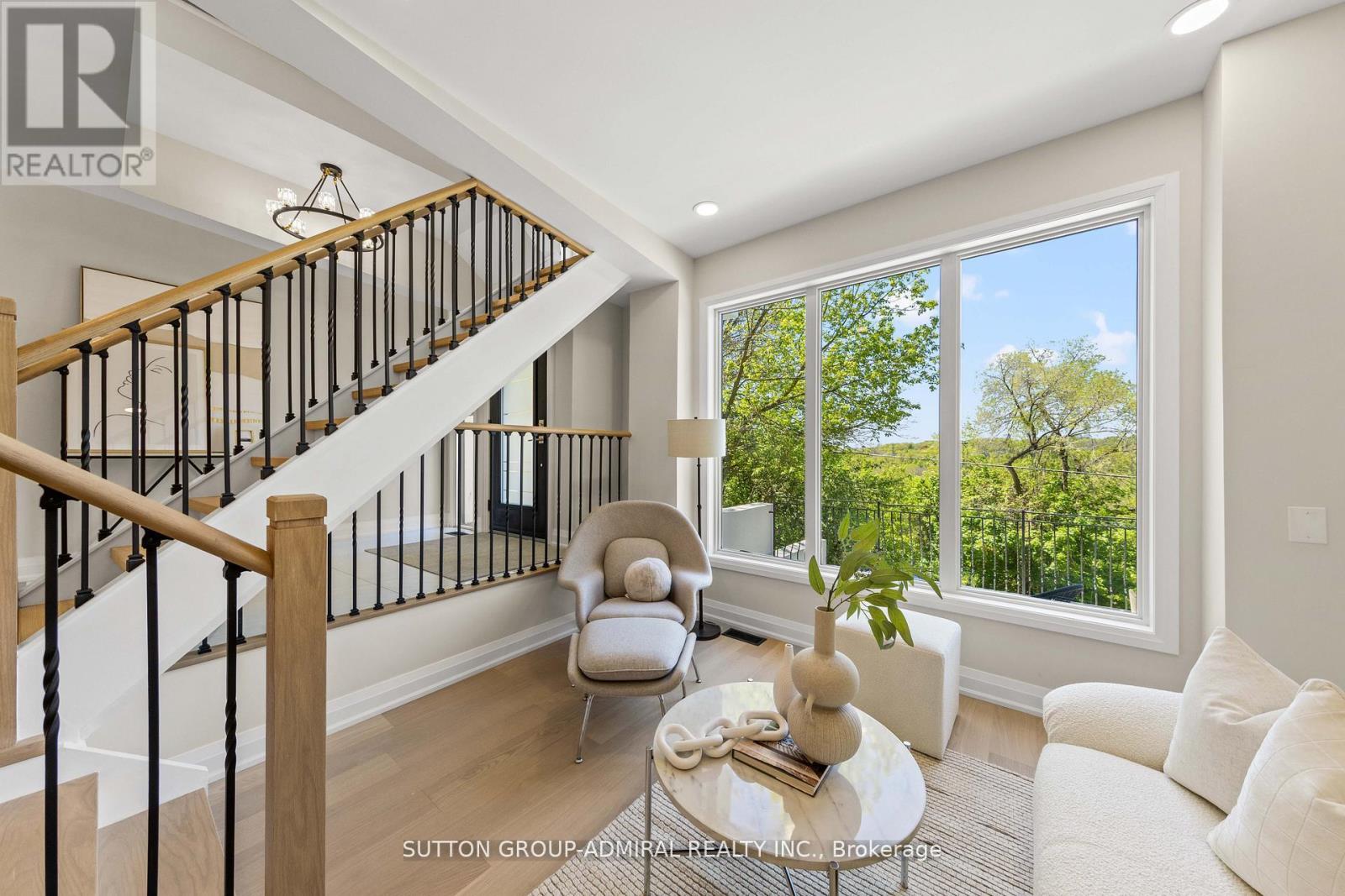 35 BEECHWOOD DRIVE - 13