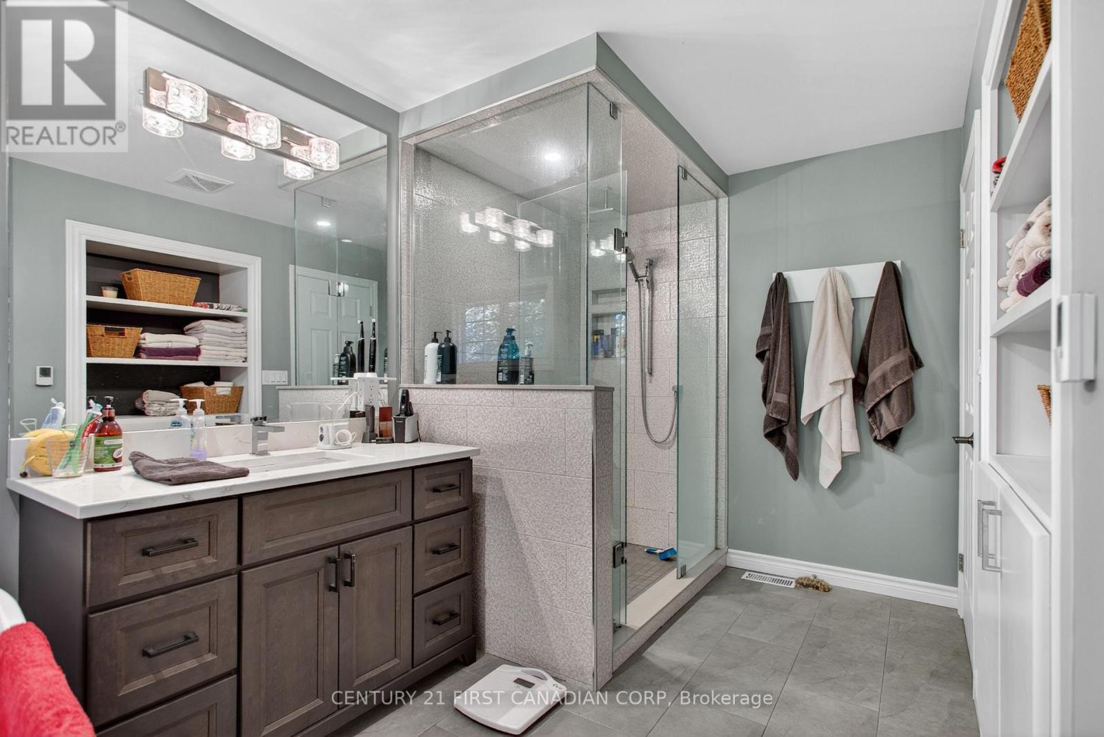 51 BRAESYDE AVENUE - 22