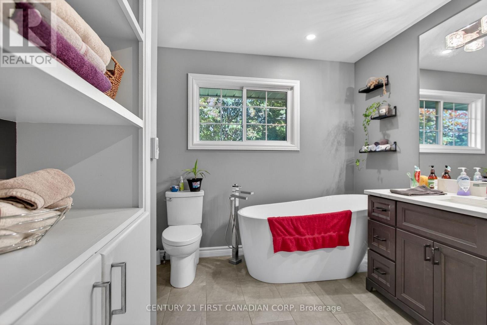 51 BRAESYDE AVENUE - 23