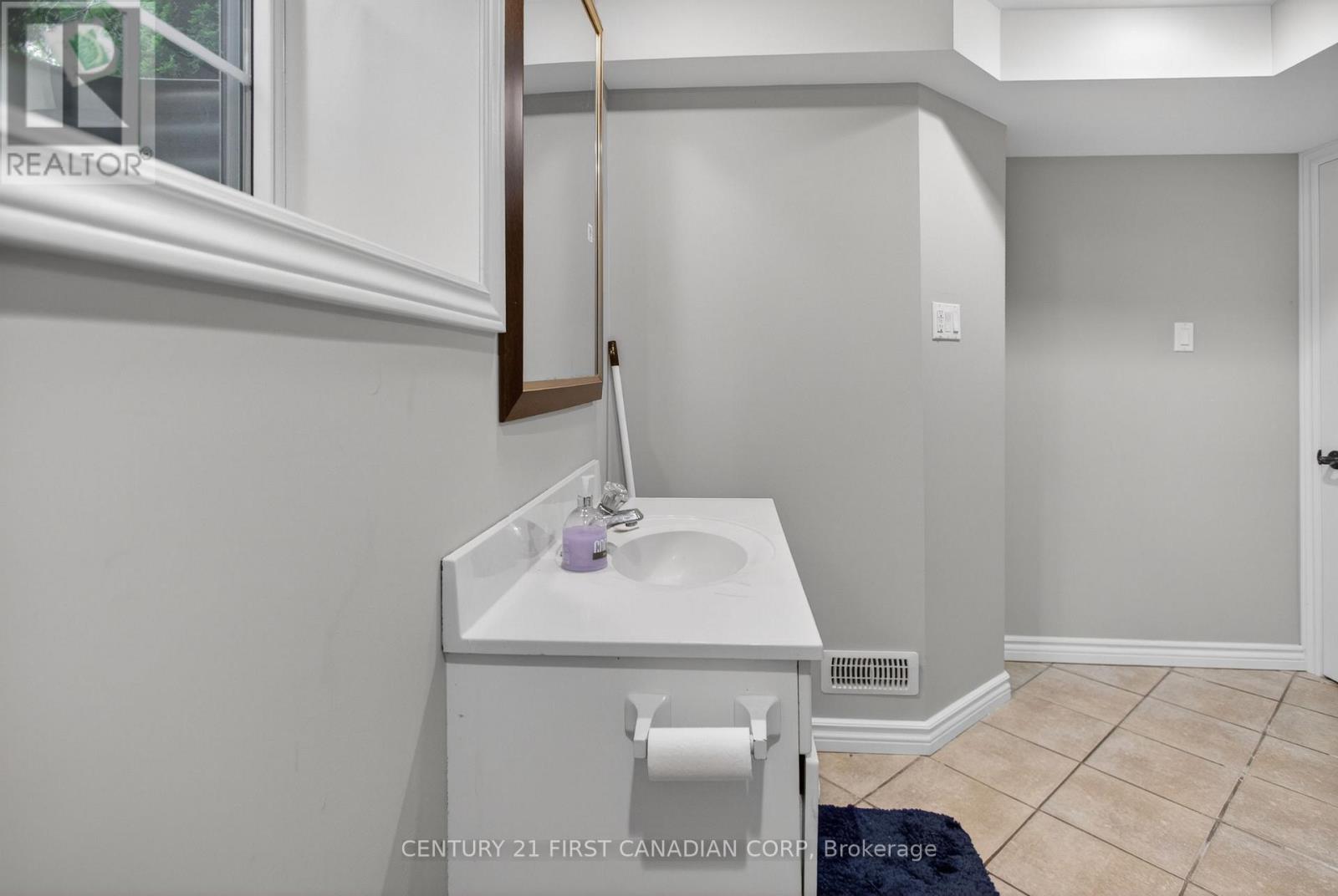 51 BRAESYDE AVENUE - 26