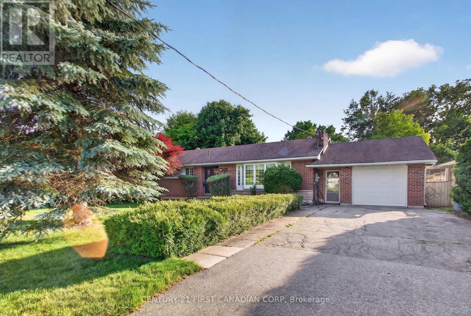 51 BRAESYDE AVENUE - 3