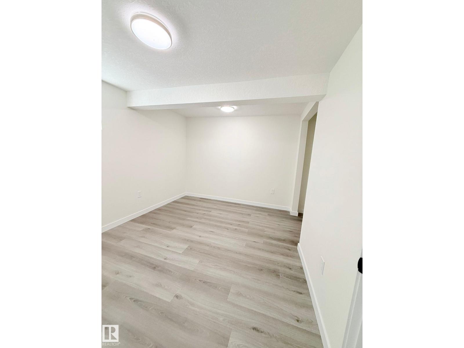 11628 151 AV NW NW - 6