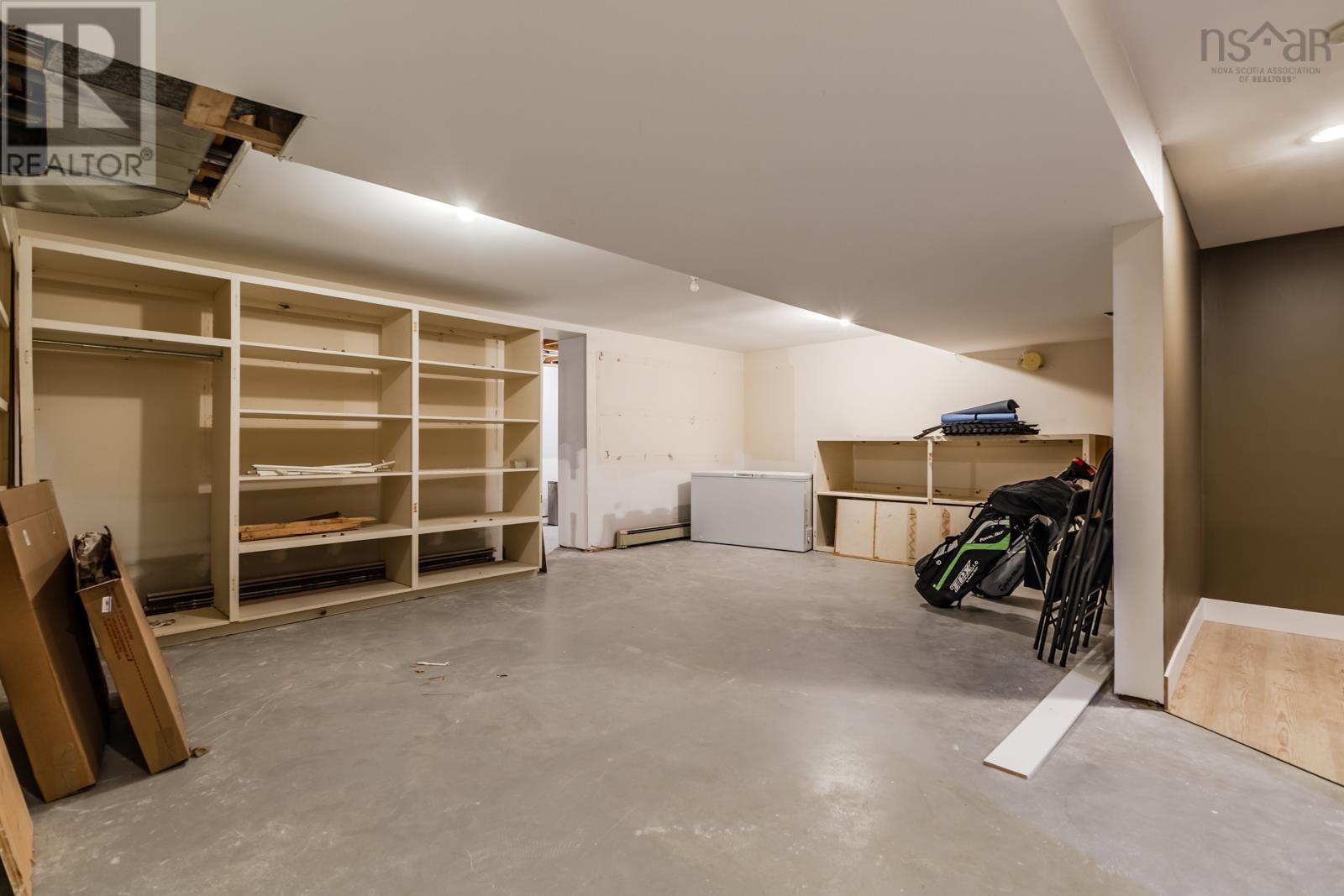 252 BLUE HERON Drive - 39