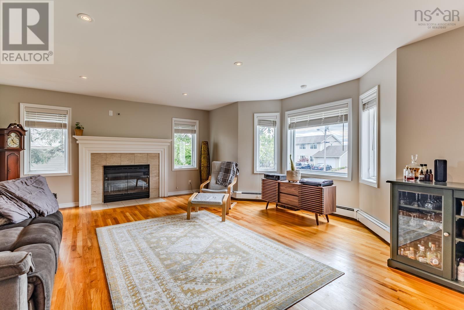 252 BLUE HERON Drive - 6