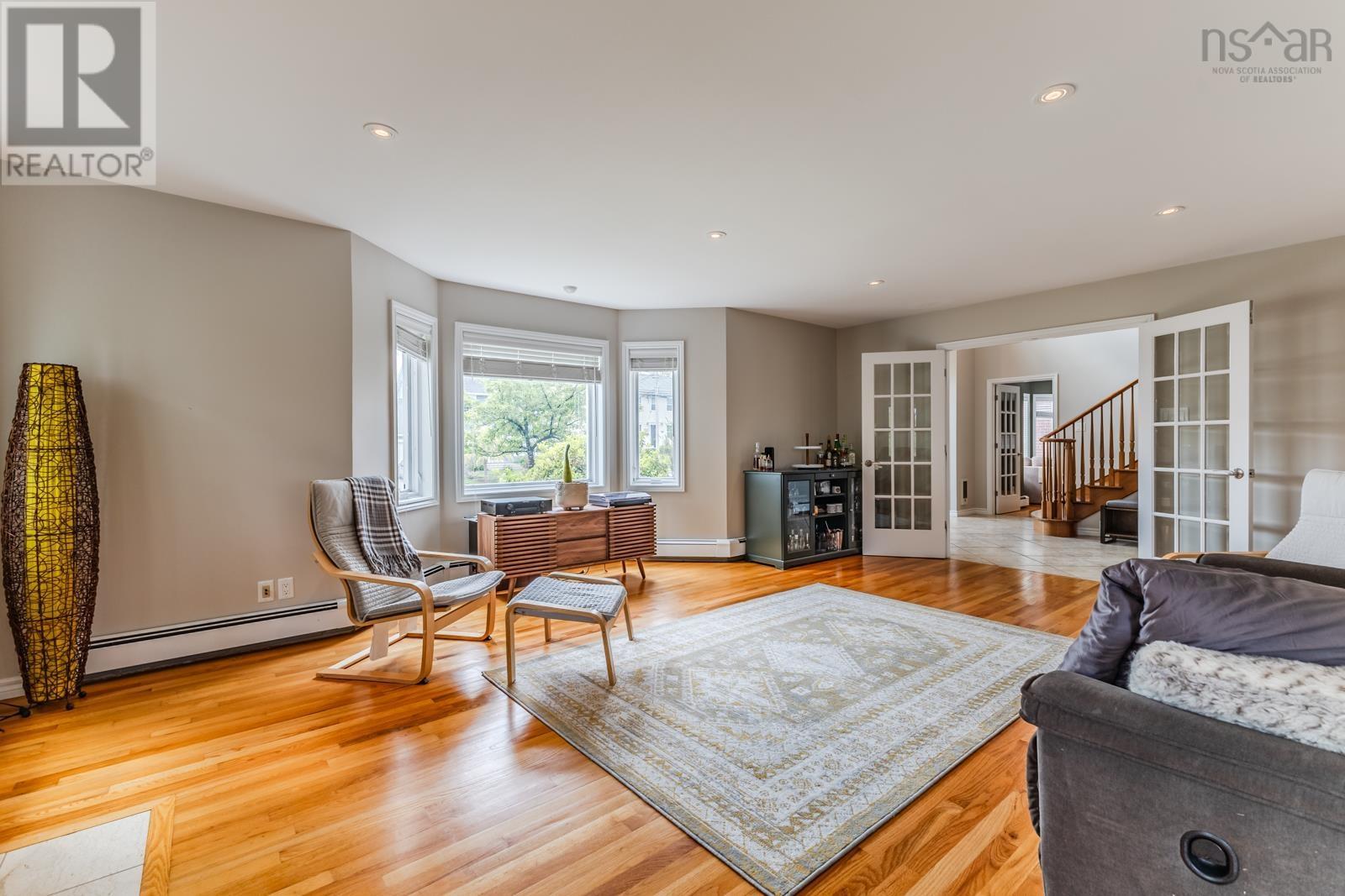252 BLUE HERON Drive - 7