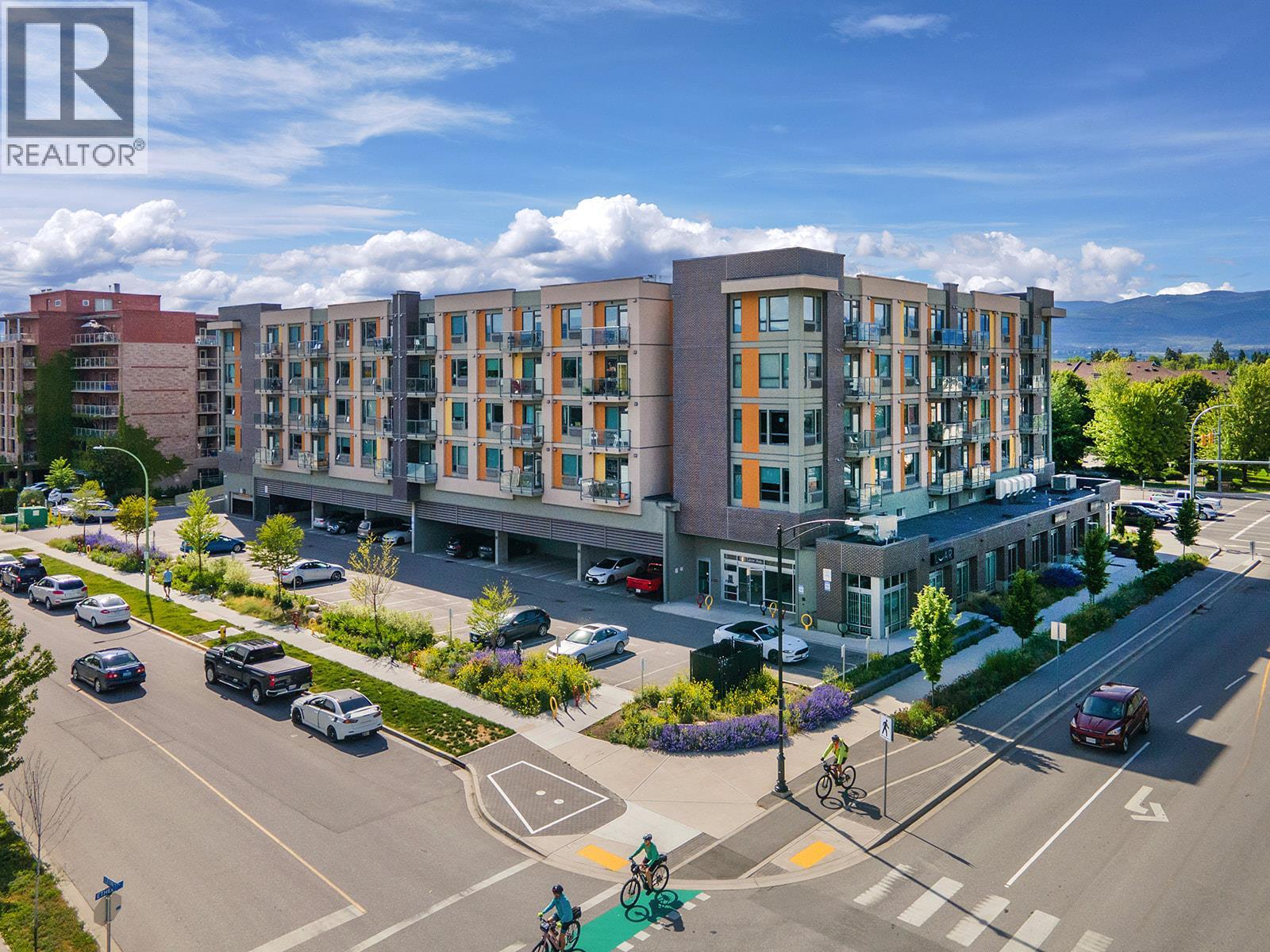 #302 925 Leon Avenue - 21