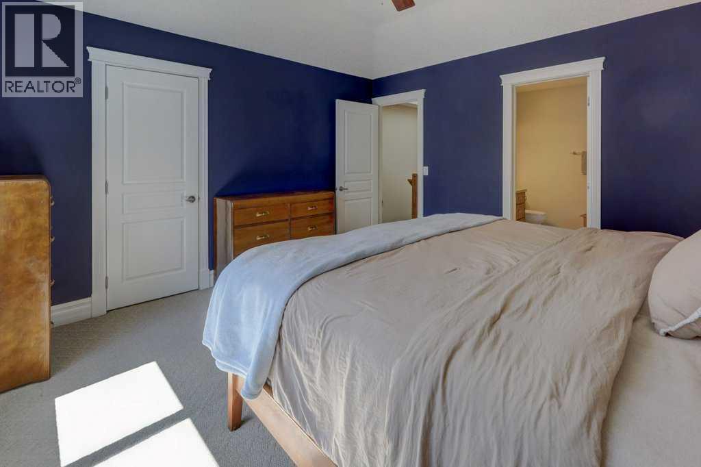 #104 449 20 Avenue NE - 13