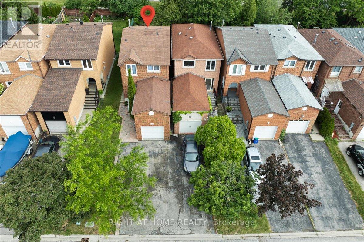 72 REJANE CRESCENT - 35