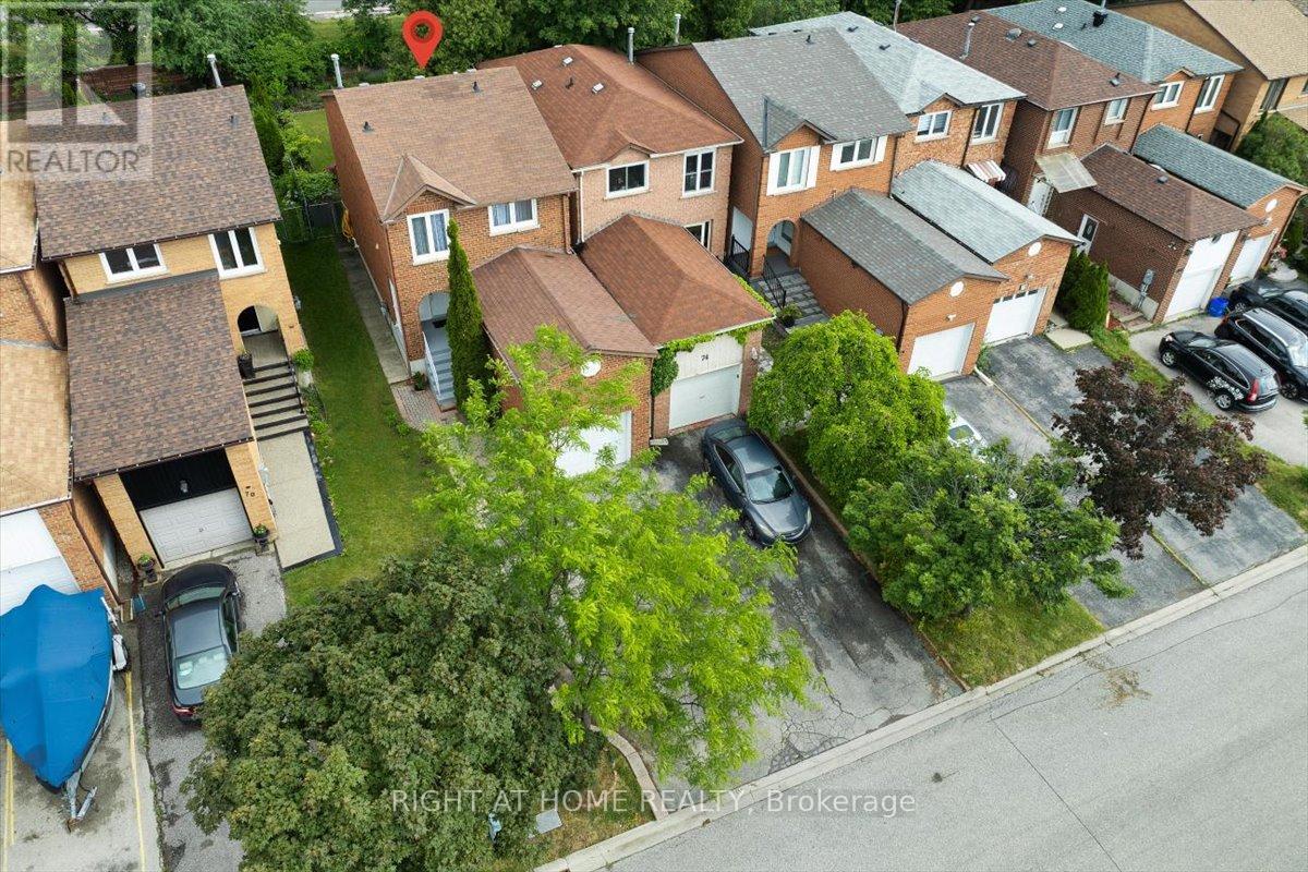 72 REJANE CRESCENT - 34