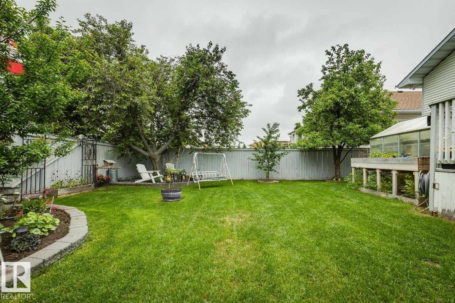 3623 30 ST NW — photo 43